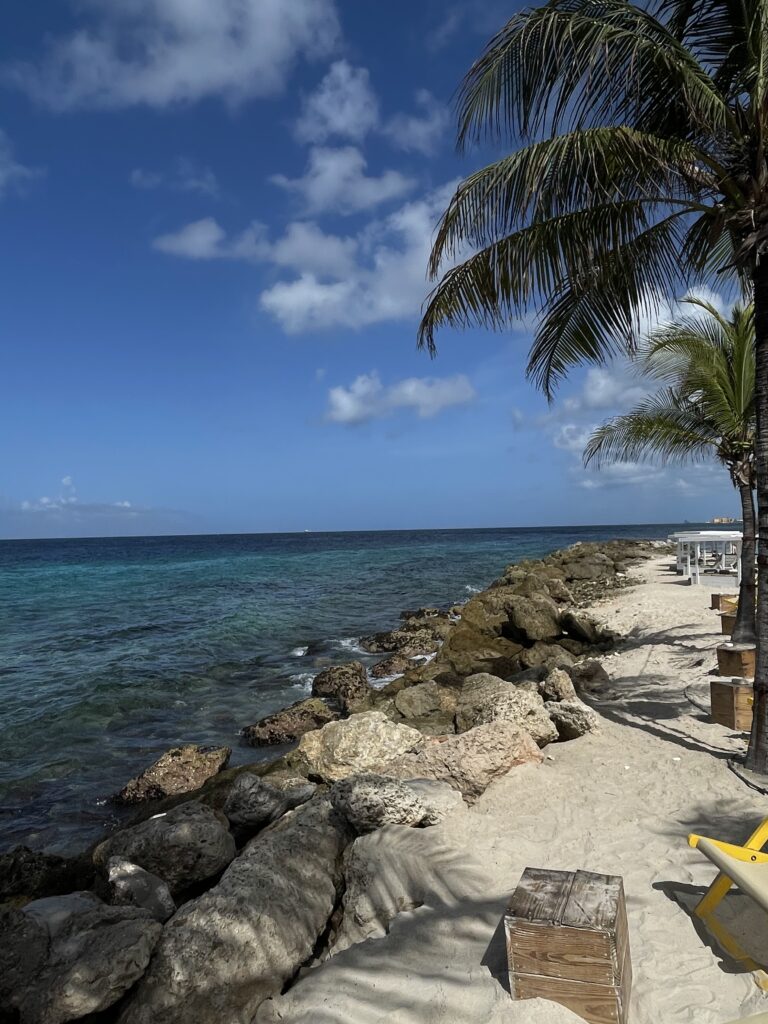 Jan Thiel beach uitzicht witte stranden